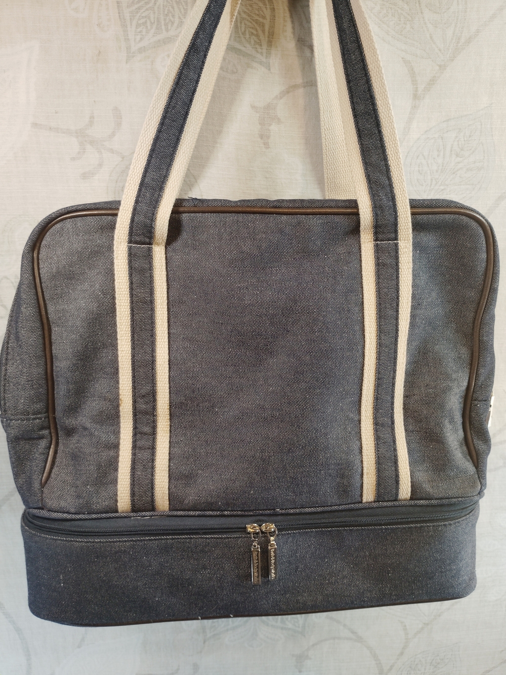 Bath & Body Works Blue Denim Canvas Shoulder Tote/Weekender Bag w/Cream Straps